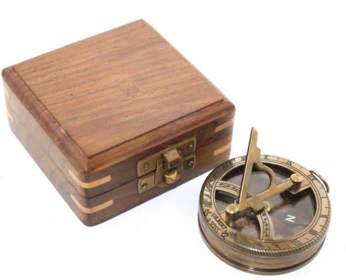 Ahsap Kutu Pusula - TrendTrove