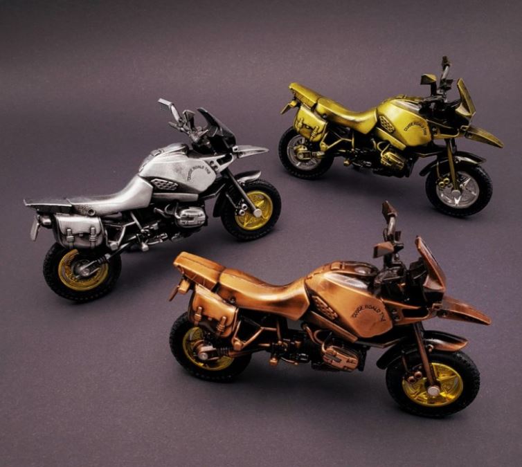 Metal Dekoratif Urunler - TrendTrove